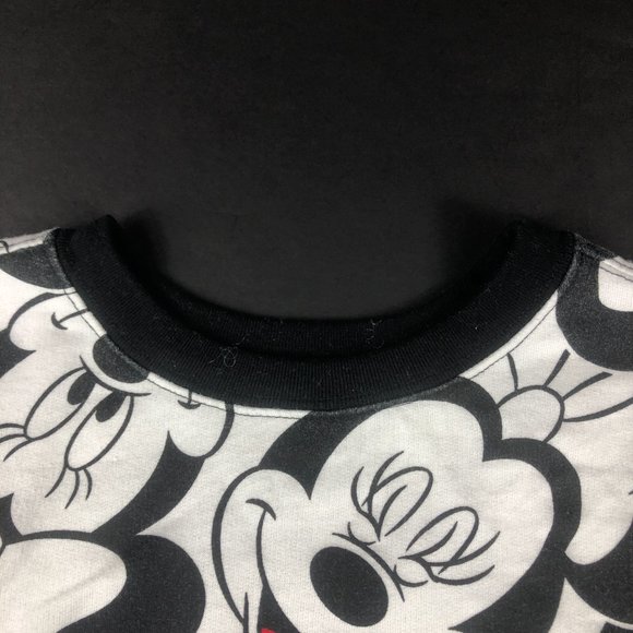Disney Minnie Mouse Sweatshirt Adult Small White & Black All Over Print Crewneck - Picture 3 of 9